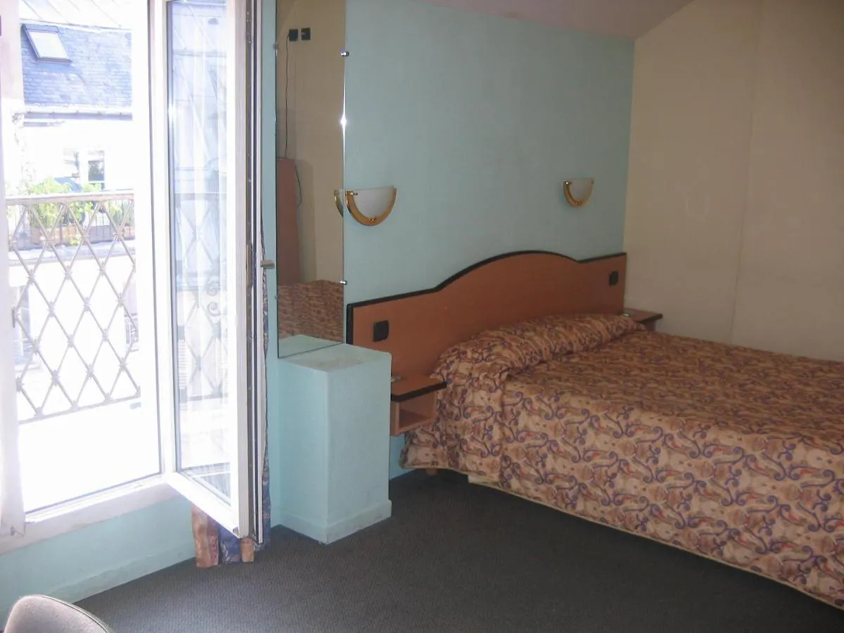 Hotell Ferney Republique Paris
